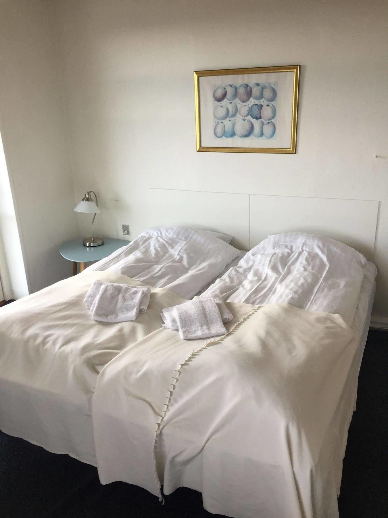 גרנה Hotel Crone מראה חיצוני תמונה